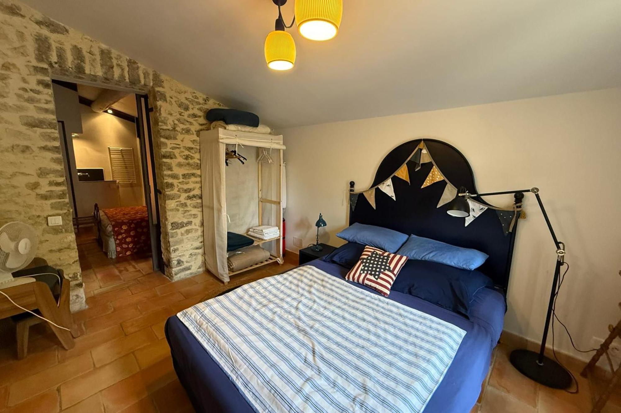 Beautiful Provencal Villa With Pool And Jacuzzi 라코스트 외부 사진
