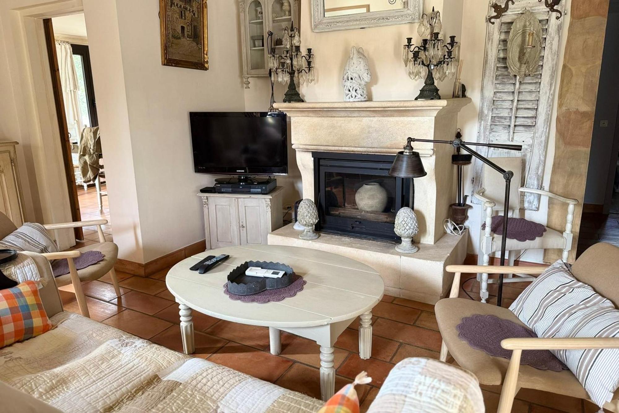 Beautiful Provencal Villa With Pool And Jacuzzi 라코스트 외부 사진